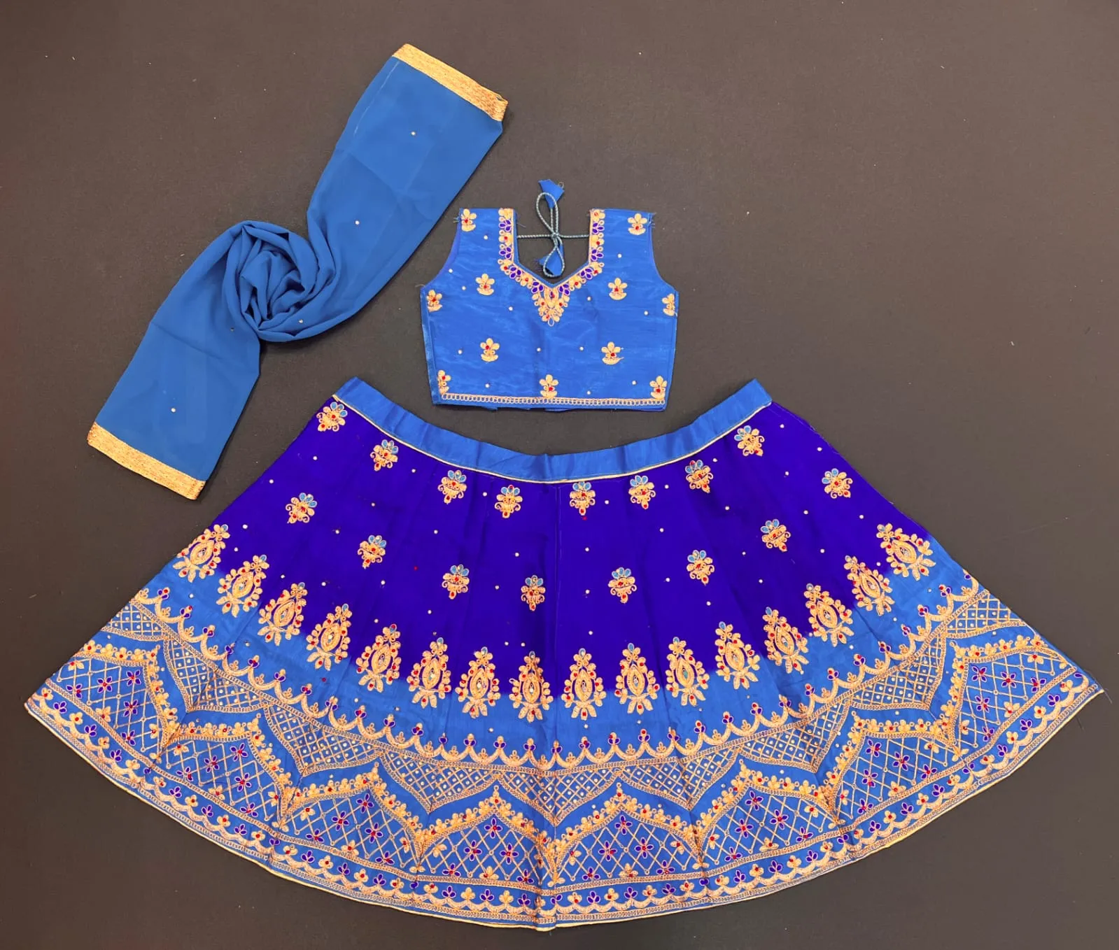 PADDING KIDS LEHENGA