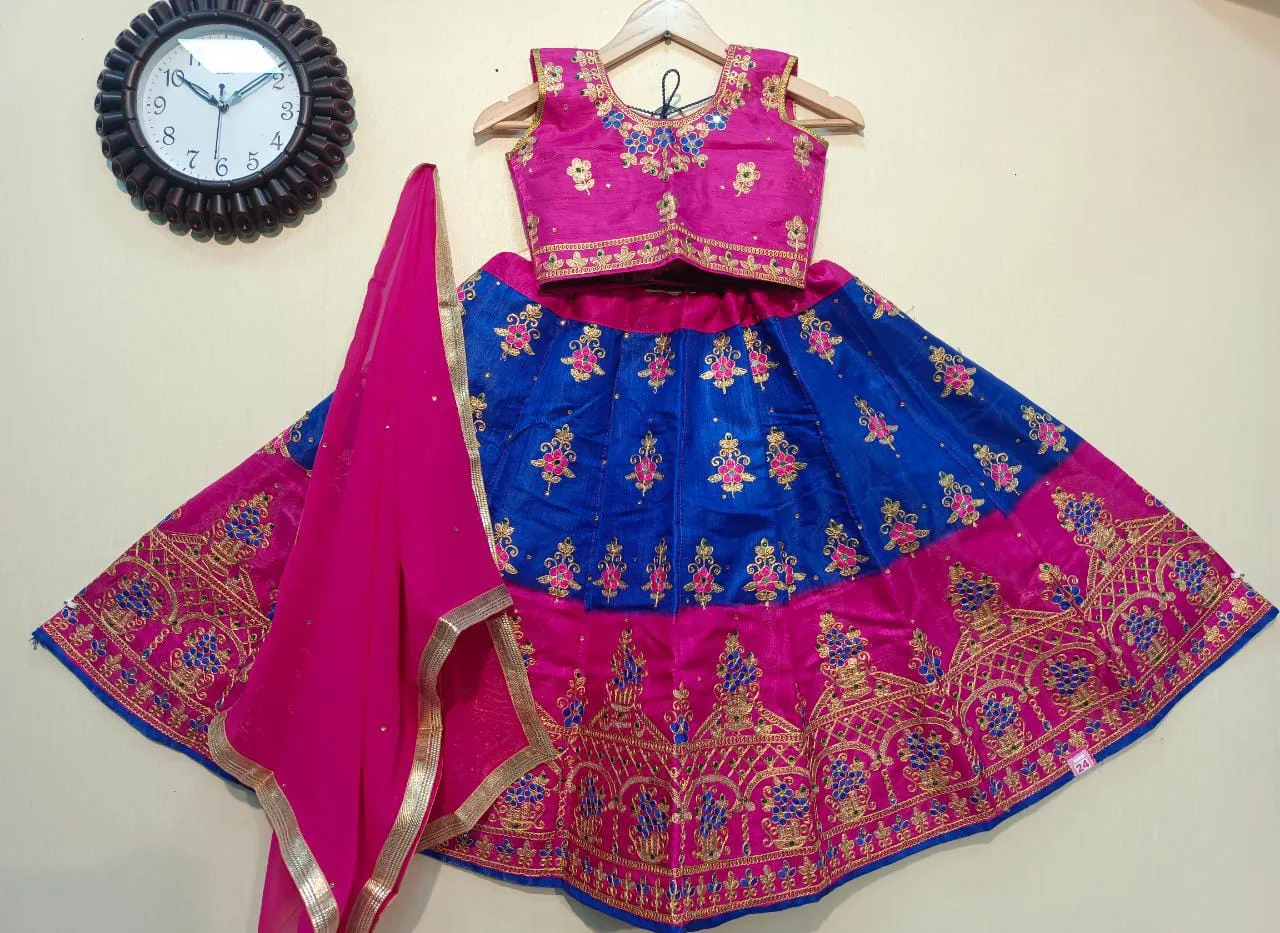 PADDING KIDS LEHENGA