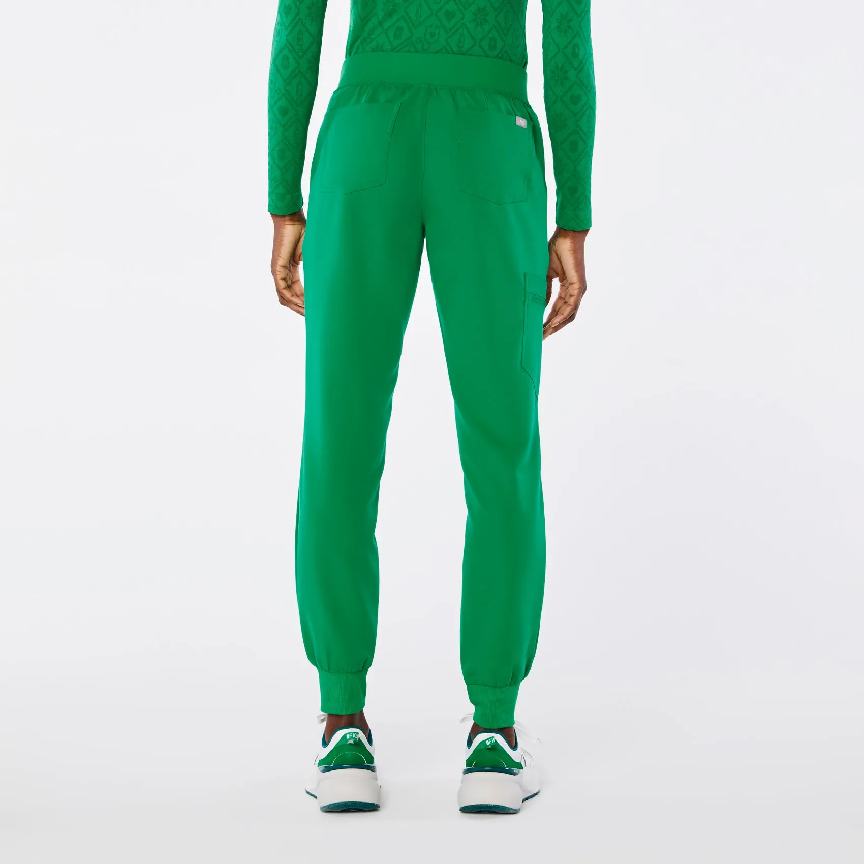 women's The Evergreen Jogger Set